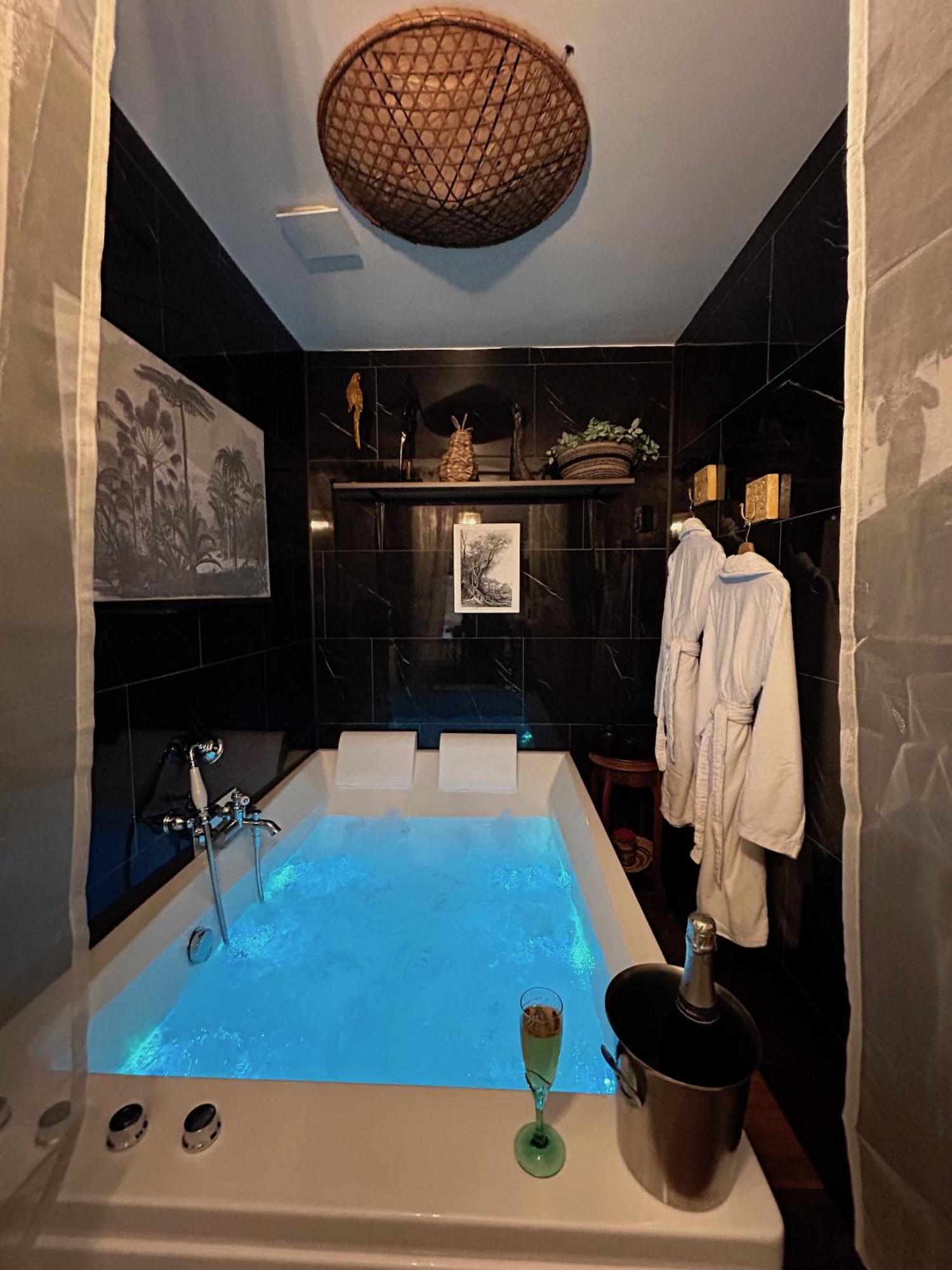 La Casa D'ailleurs Berry Sejours Châteauroux