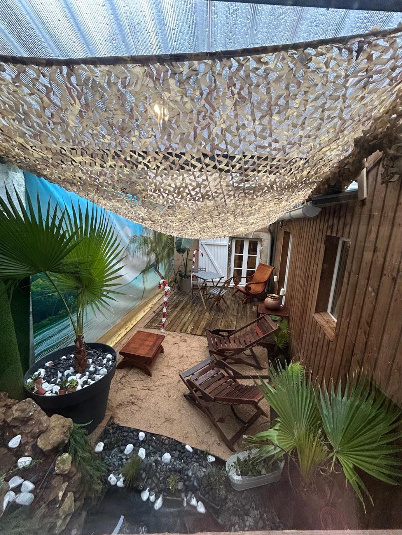 La Casa D'ailleurs Berry Sejours